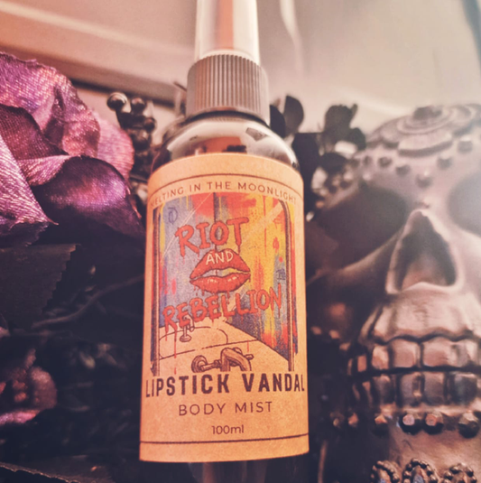 Lipstick vandal Body mist spray