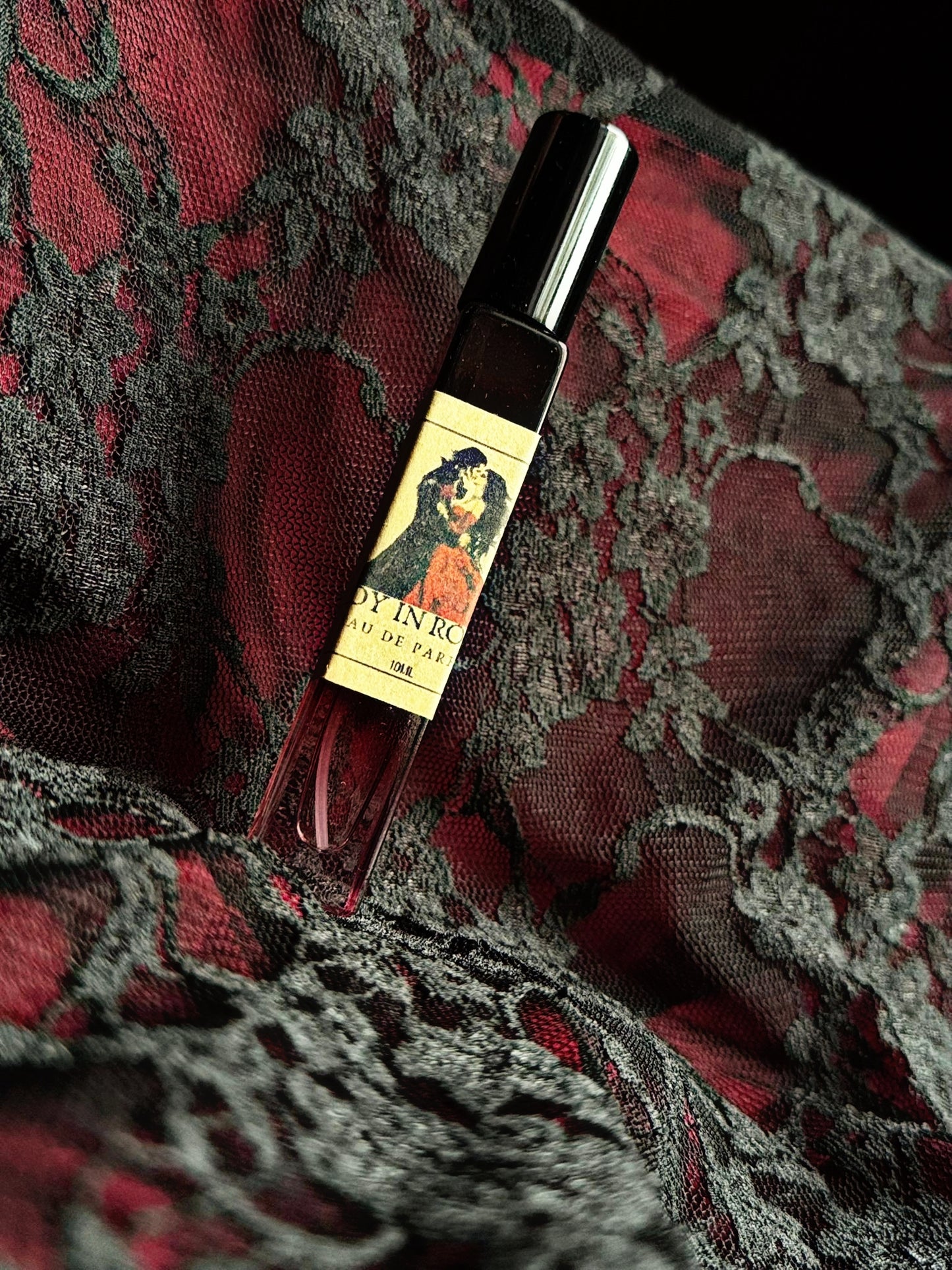 Lady in Rouge Eau De Parfum 10ml