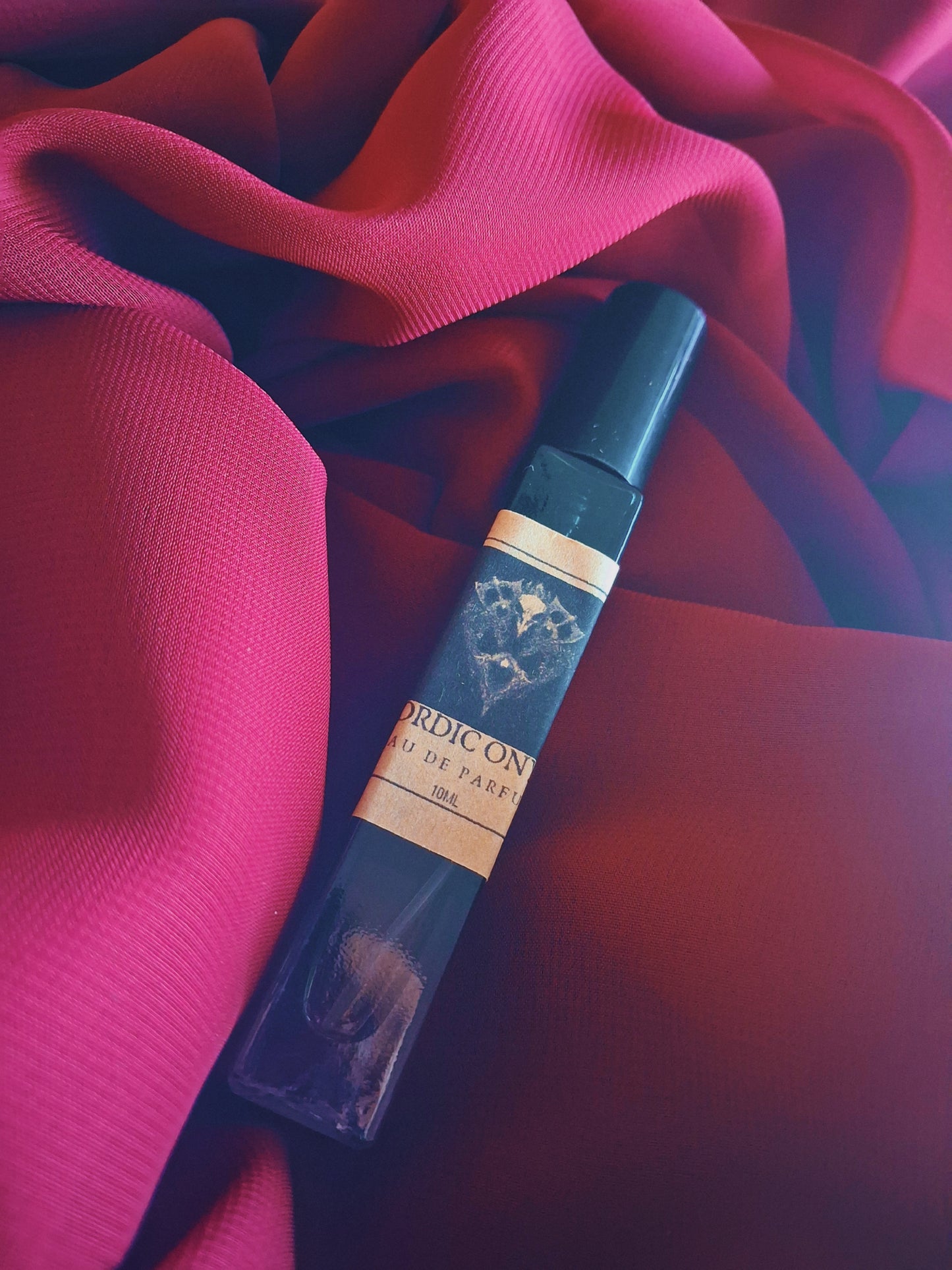 Nordic Onyx Eau De Parfum 10ml